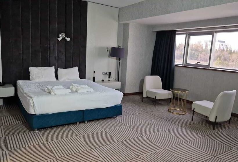 酒店 Qayser Deluxe