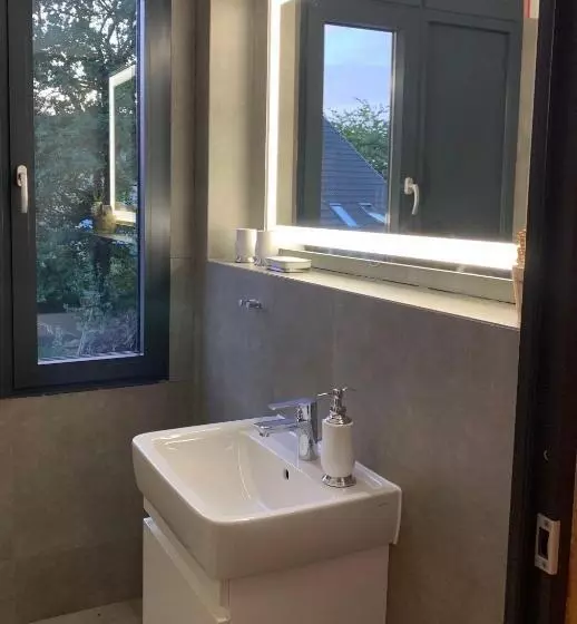 ペンション Haus 8