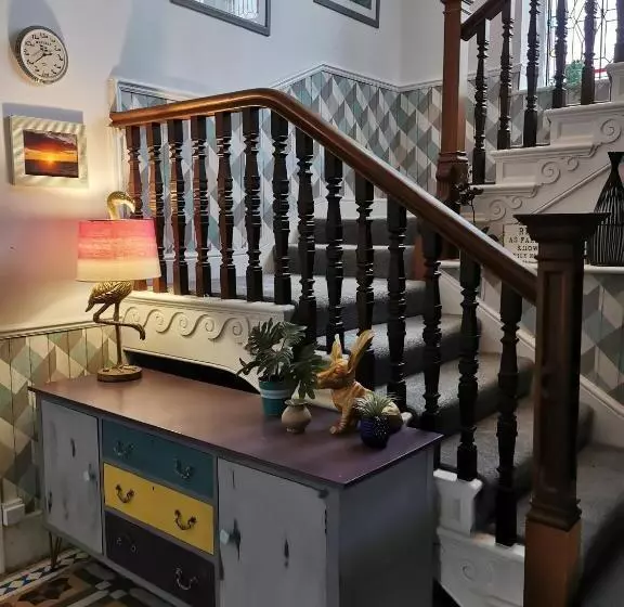 Majatalo Lansdowne Simply Stay