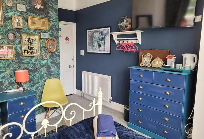 Majatalo Lansdowne Simply Stay