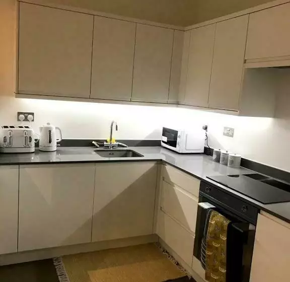 ペンション Maplewood Luxurious One Bed Flat With Free Parking