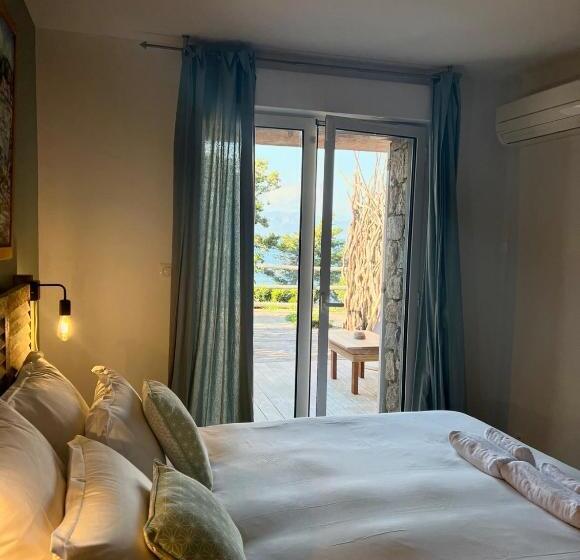 פנסיון Villa Kirssis