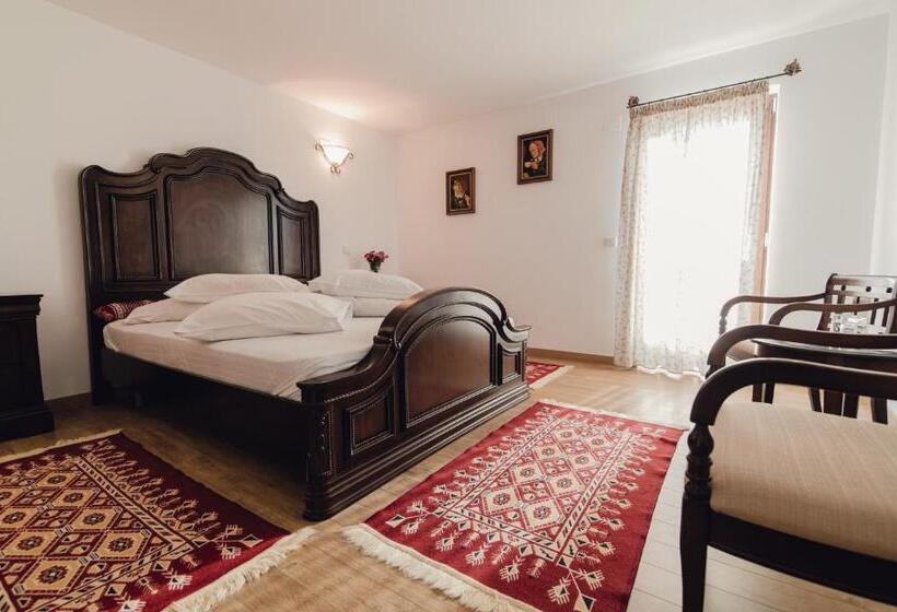 Resort Complex Transalpina