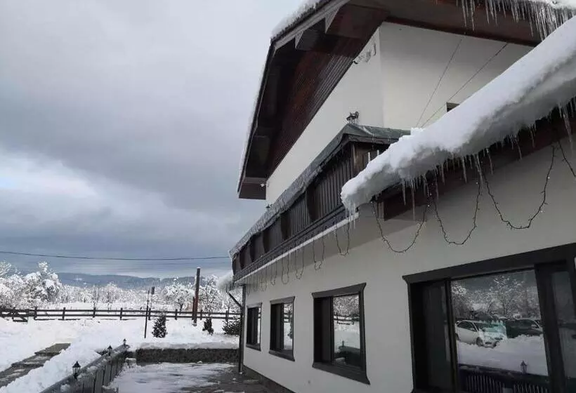 Lomakeskus Complex Transalpina