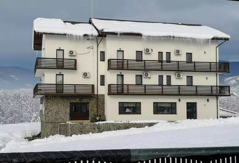 Lomakeskus Complex Transalpina