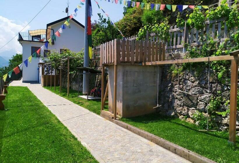 Bed and Breakfast Skyline