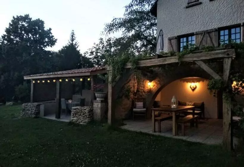 Aamiaismajoitus (B&B) Au Soleil Couchant