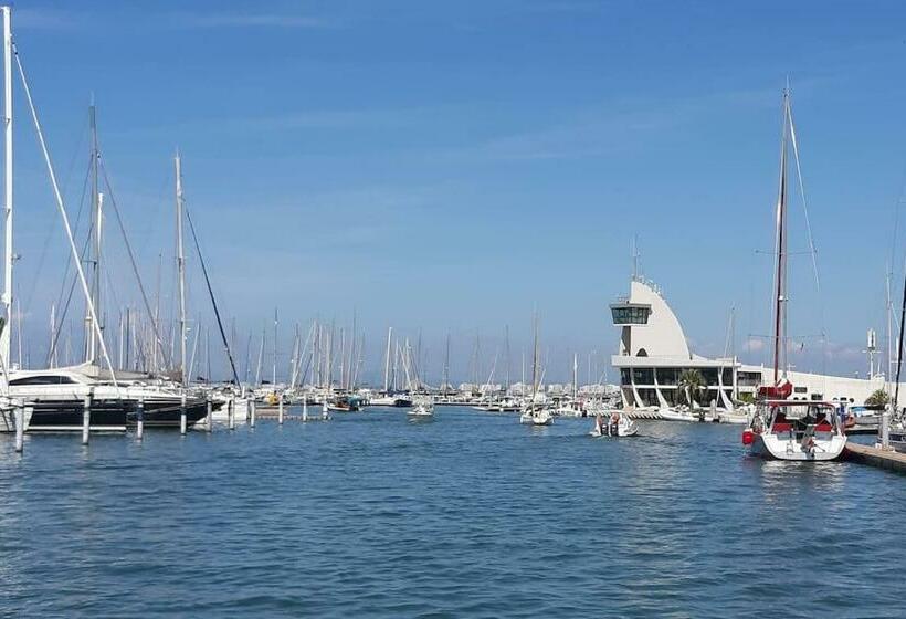 مبيت وإفطار Hébergement Chambre D Hôtes Grau Du Roi Mas Des Marines Piscine Adult Only