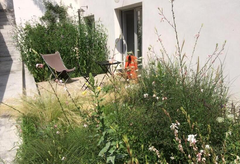 تختخواب و صبحانه Denis & Virginie Château à Pied Parking Gratuit