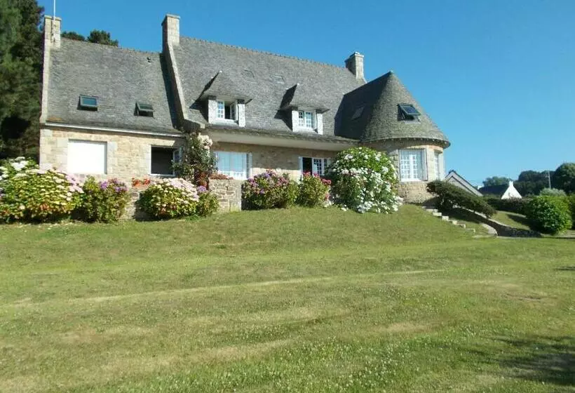 Aamiaismajoitus (B&B) Les Ajoncs