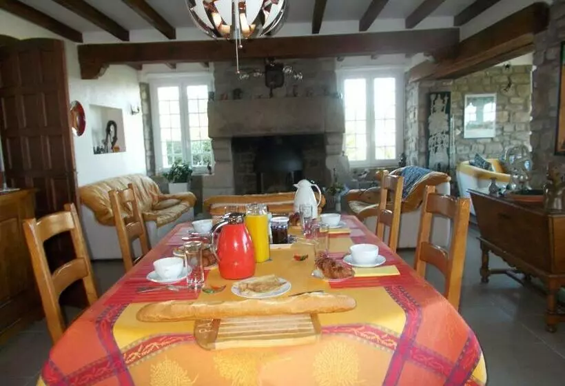 Aamiaismajoitus (B&B) Les Ajoncs