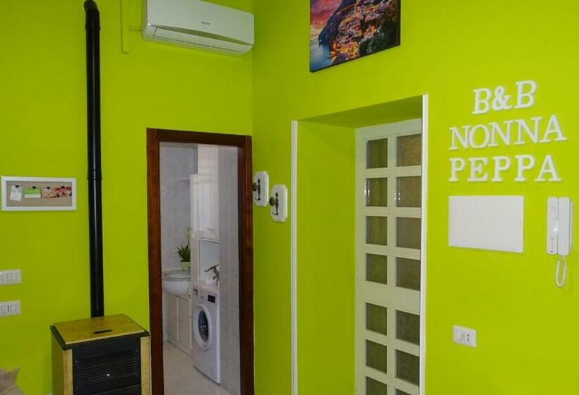 تختخواب و صبحانه Nonna Peppa Sorrento