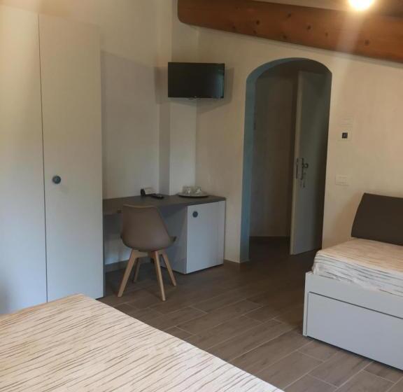 בית מלון כפרי Agriturismo Il Glicine Bianco