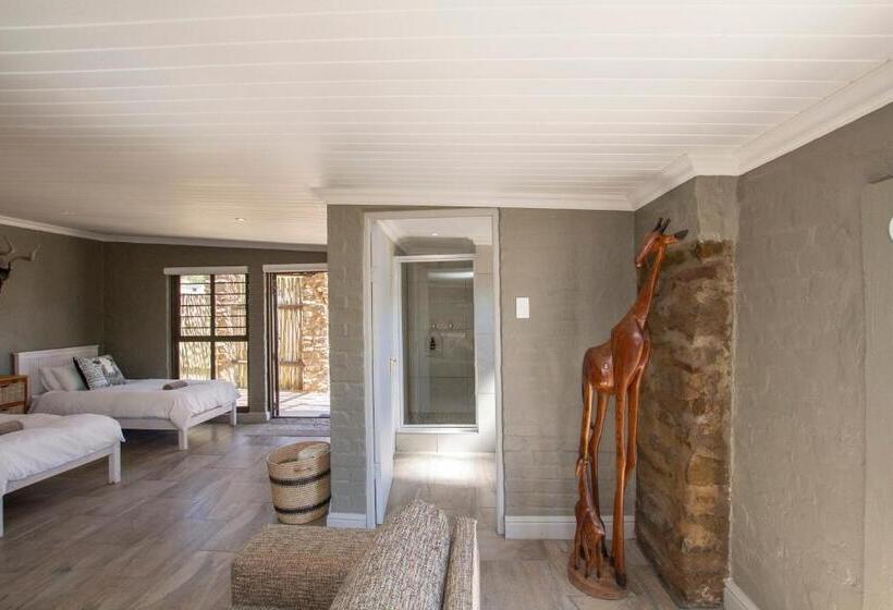 ホテル Desert Wind Private Guest And Game Farm