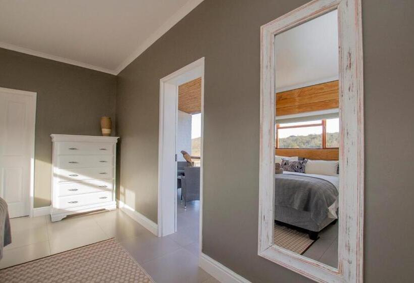 ホテル Desert Wind Private Guest And Game Farm