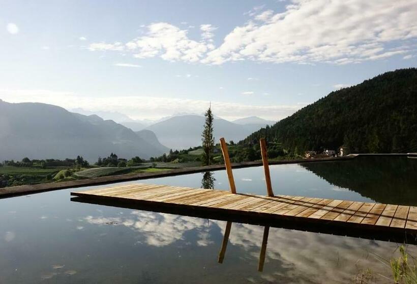 Отель Tirolerhof Tisens