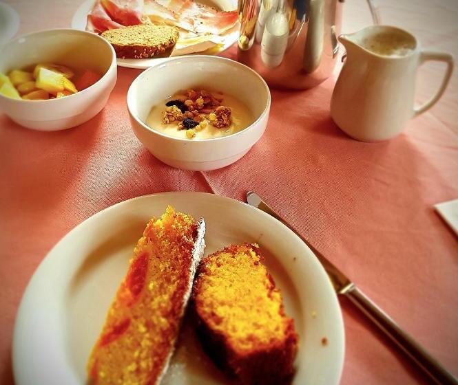 Отель Tirolerhof Tisens