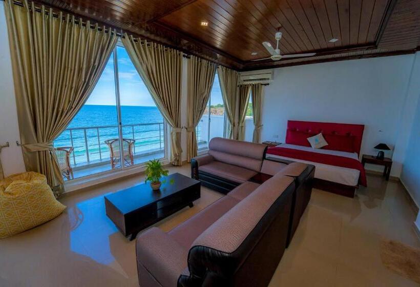 فندق Trinco Beach By Dsk