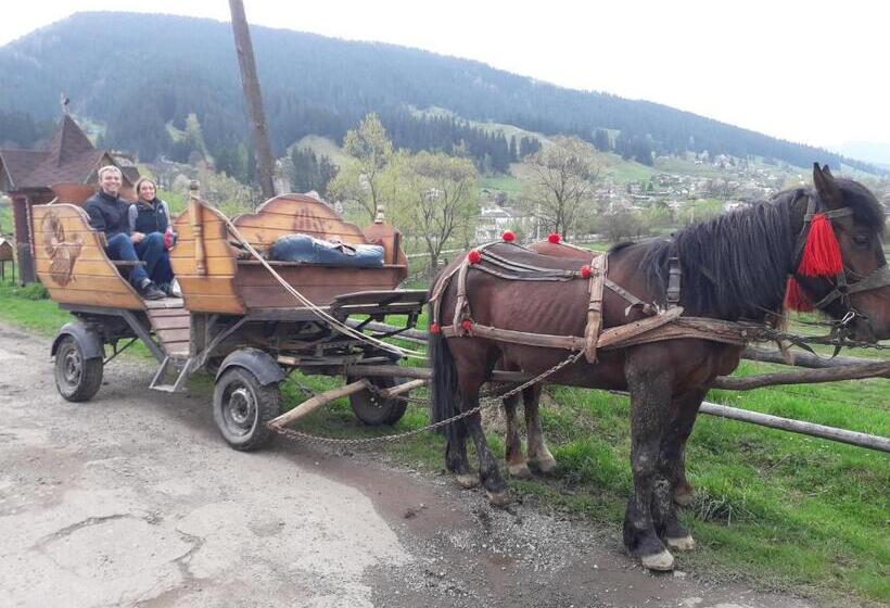 膳宿费 Kitica House