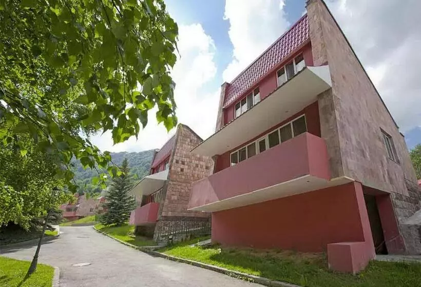 Ani Resort