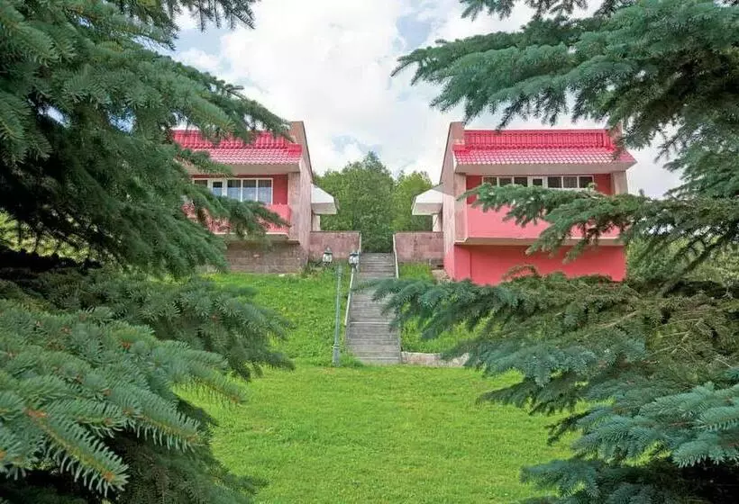 Ani Resort