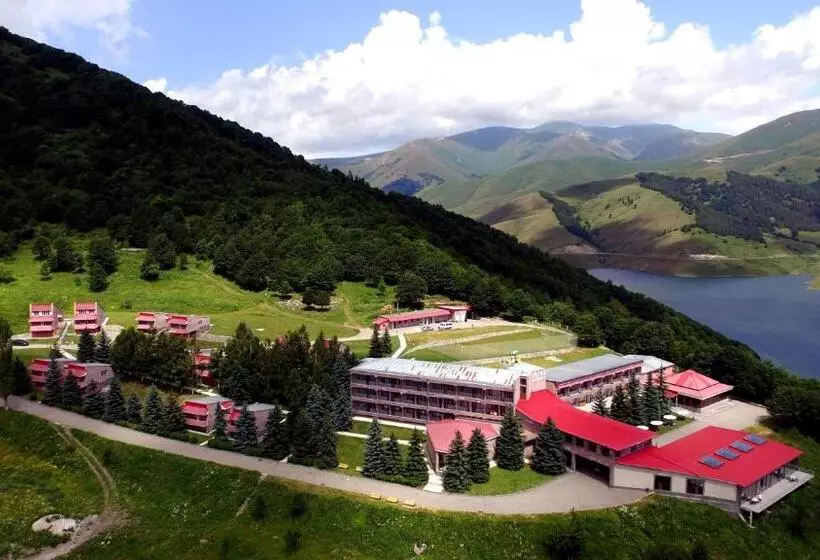 Ani Resort