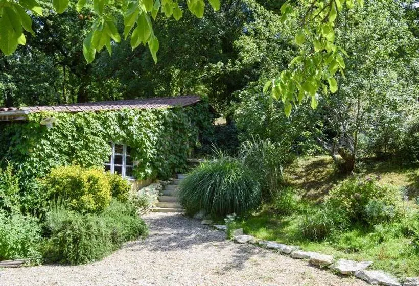 ベッドアンドブレックファースト La Source