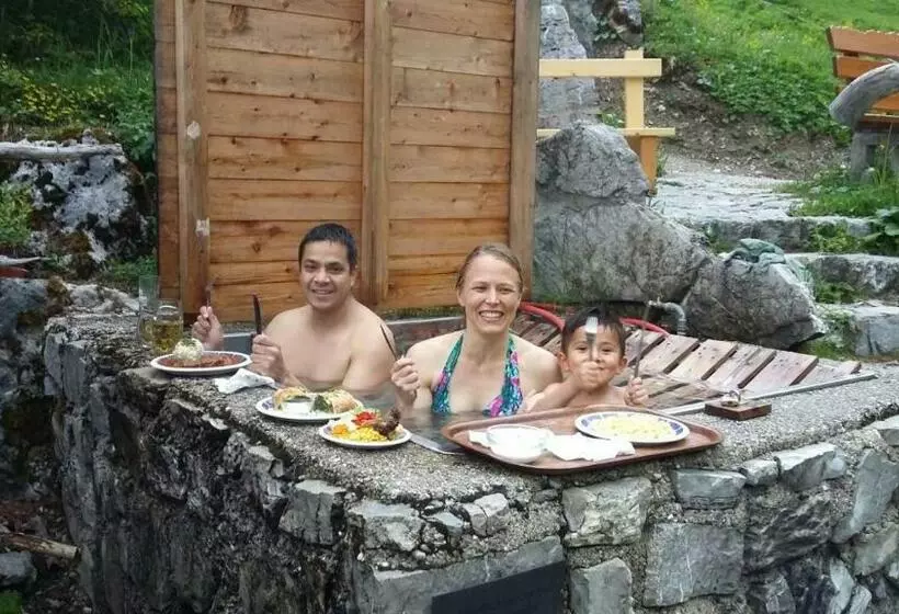 هتل Binsalm  Schutzhütte