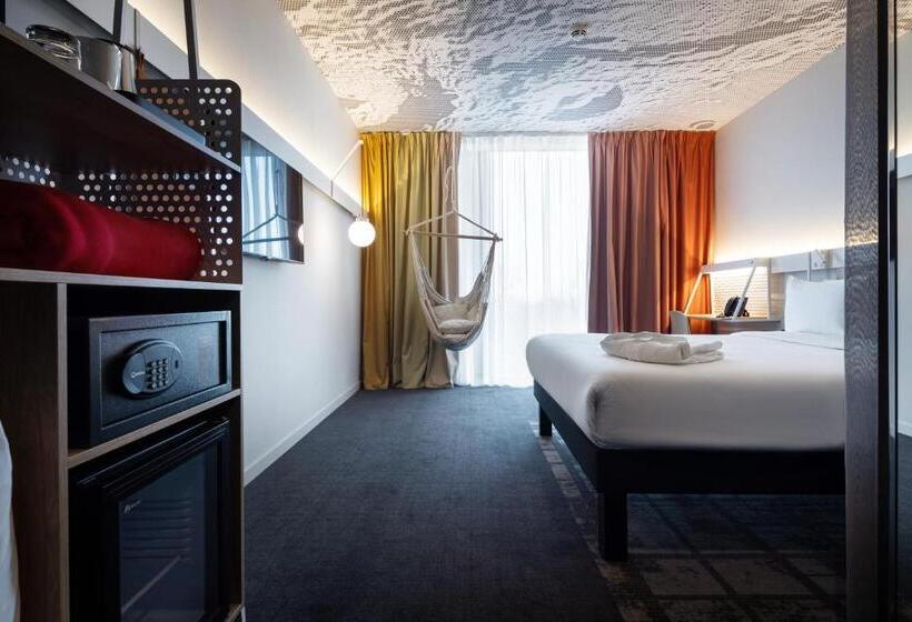 هتل Ibis Almaty Jetisu