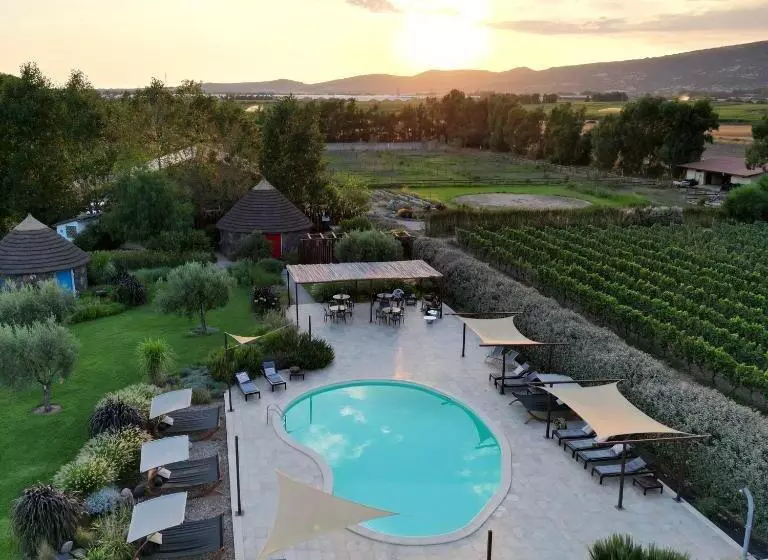 هتل Is Cheas Wine Farm Boutique