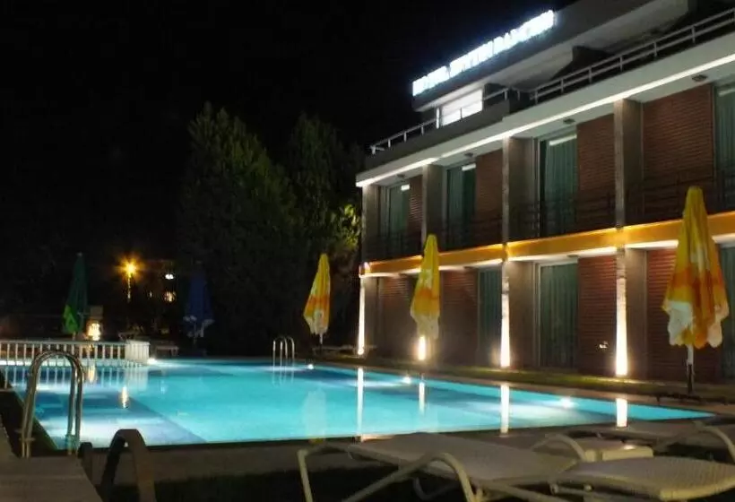 Hotelli Zeytin Bahcesi