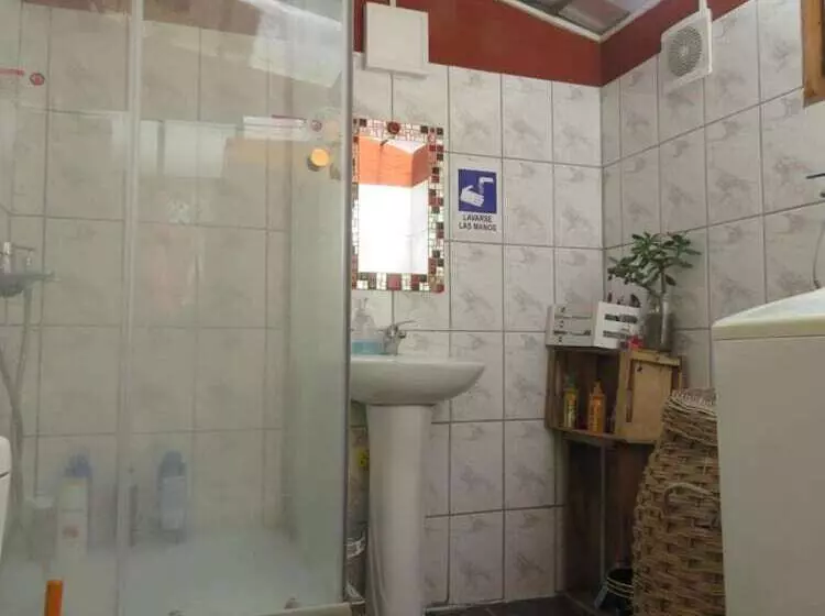 پانسیون Hostal Mirenart