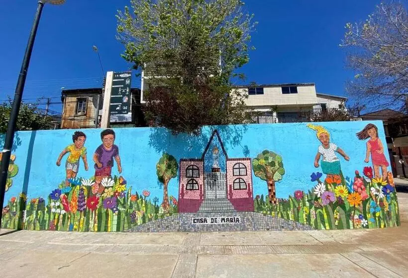 پانسیون Hostal Mirenart