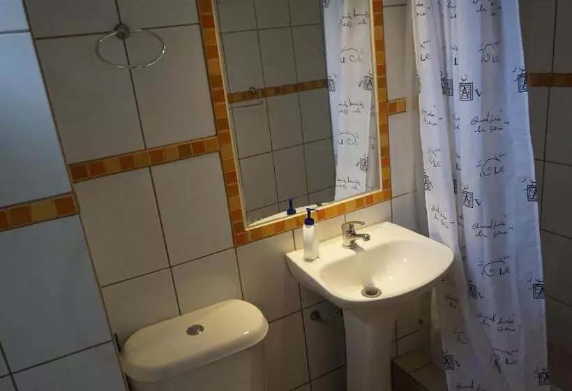 پانسیون Hostal Mirenart