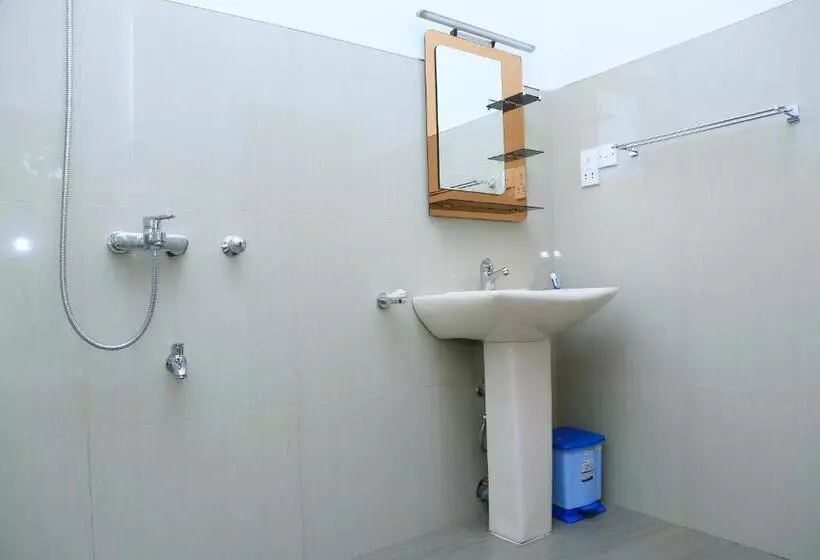 Majatalo V Cabanas & Yala Safari Place