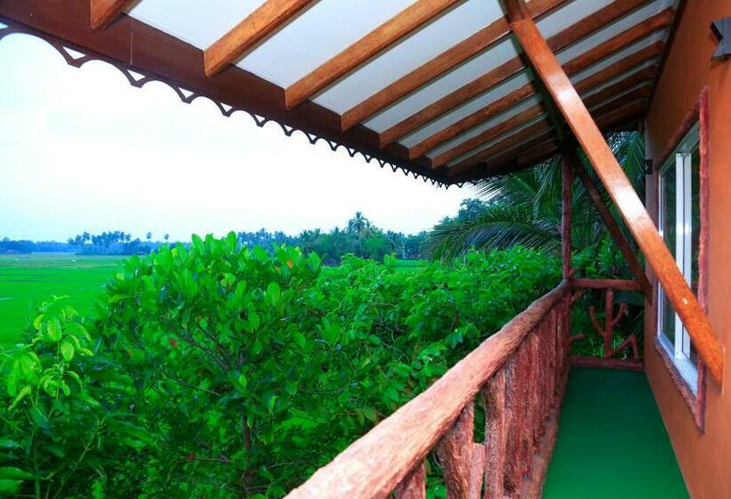 ペンション V Cabanas & Yala Safari Place