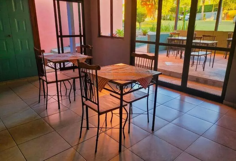 Majatalo Villa Terracotta