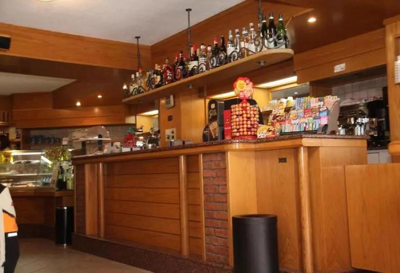 فندق Albergo Caravasc