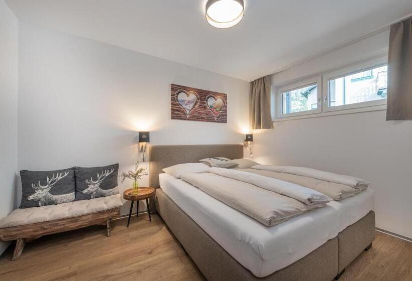 Alpenparks Hotel Montana Matrei