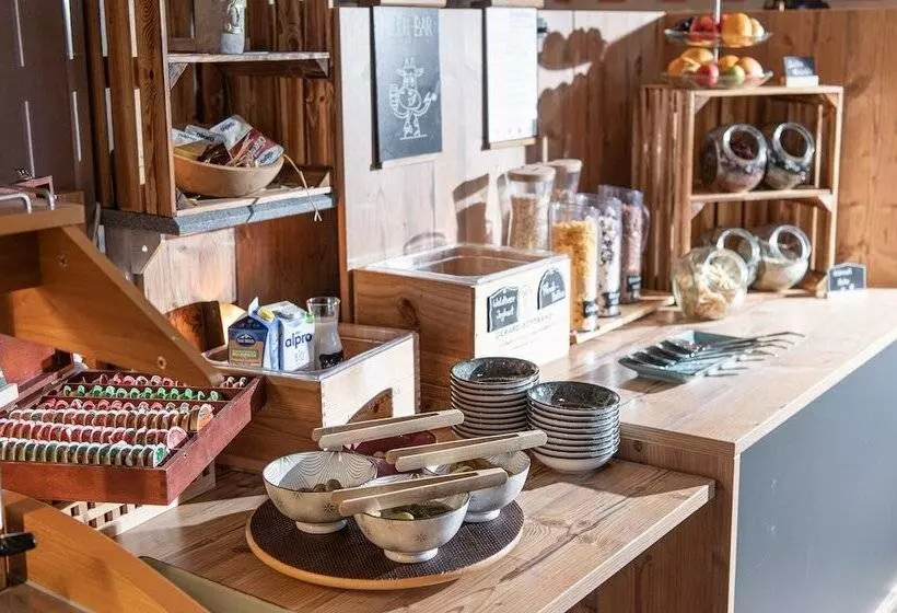 Alpenparks Hotel Montana Matrei