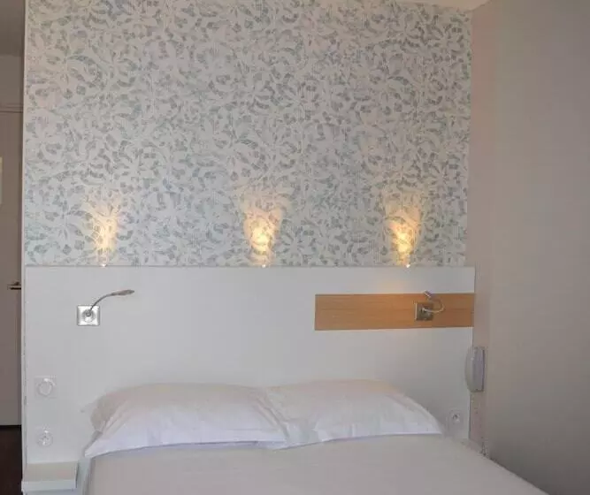 Brit Hotel Les Alizes