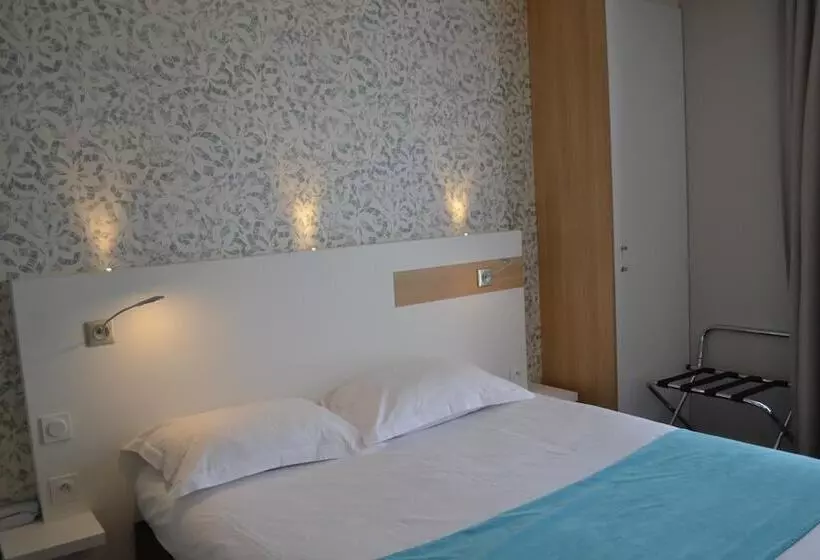 Brit Hotel Les Alizes