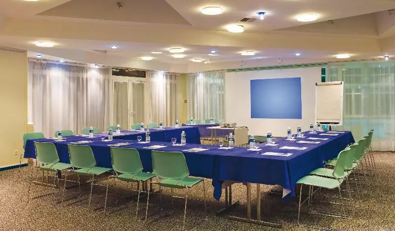 Hotelli Club Le Plein Sud Vacances Bleues