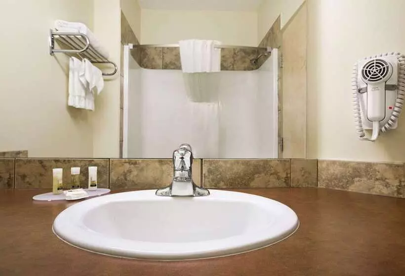 호텔 Days Inn By Wyndham Bonnyville