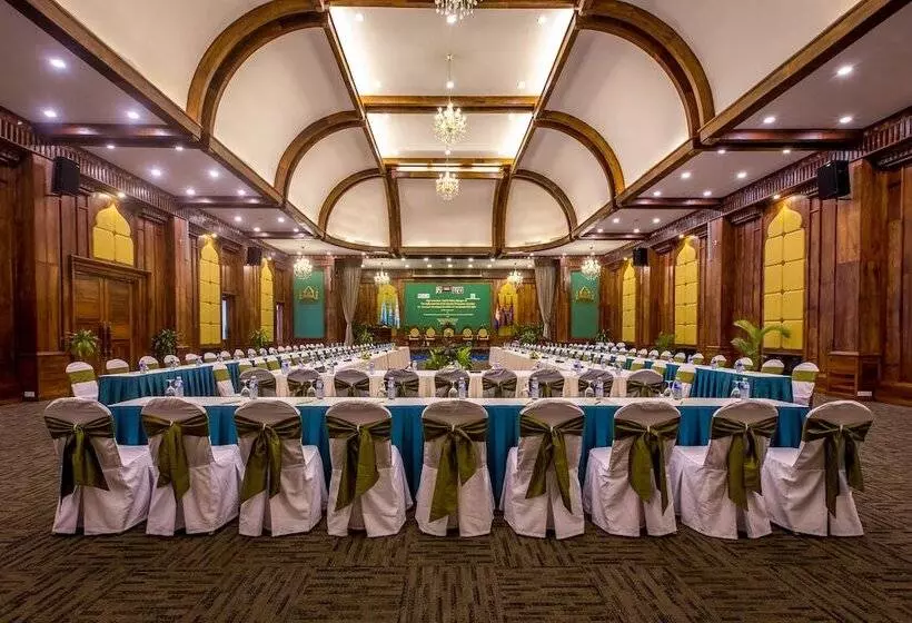 ホテル Empress Residence Resort And Spa
