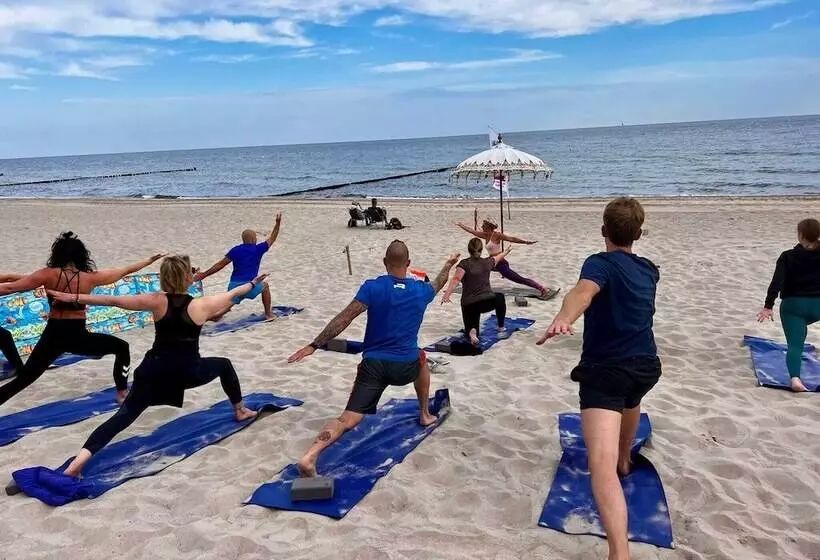 Hotel Feels Beach Club