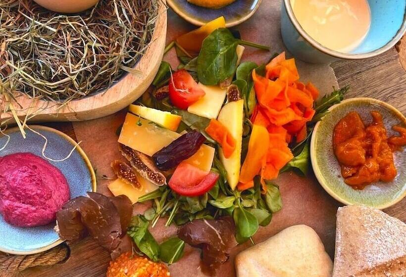 Hotelli Feels Beach Club