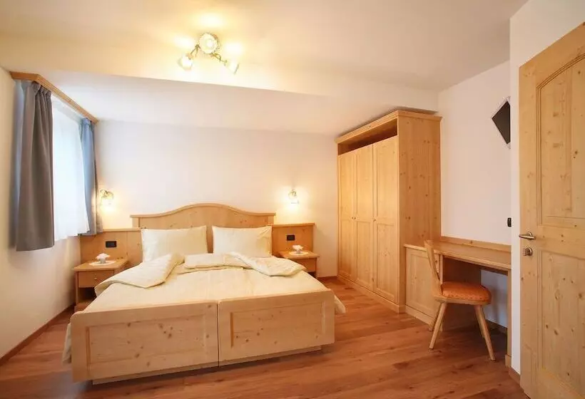 ホテル Garnì Prà Fiorì