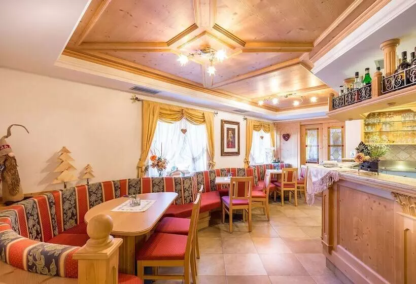 ホテル Garnì Prà Fiorì