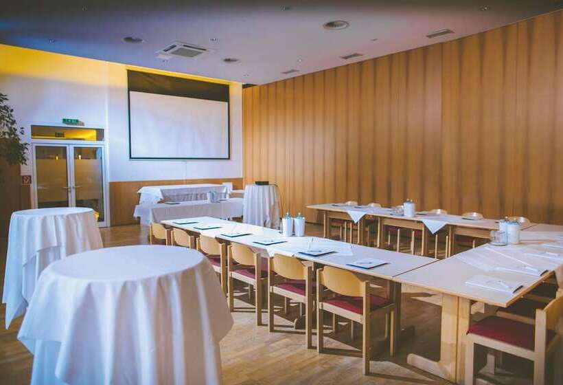 Отель Gasthof Zur Traube